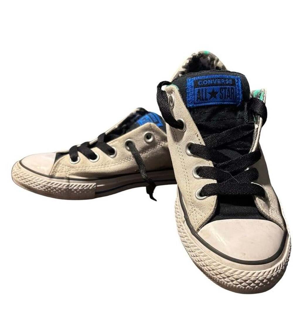 Converse Chuck Taylor All Star Low Top Sneakers White Black Blue Kids Size 2